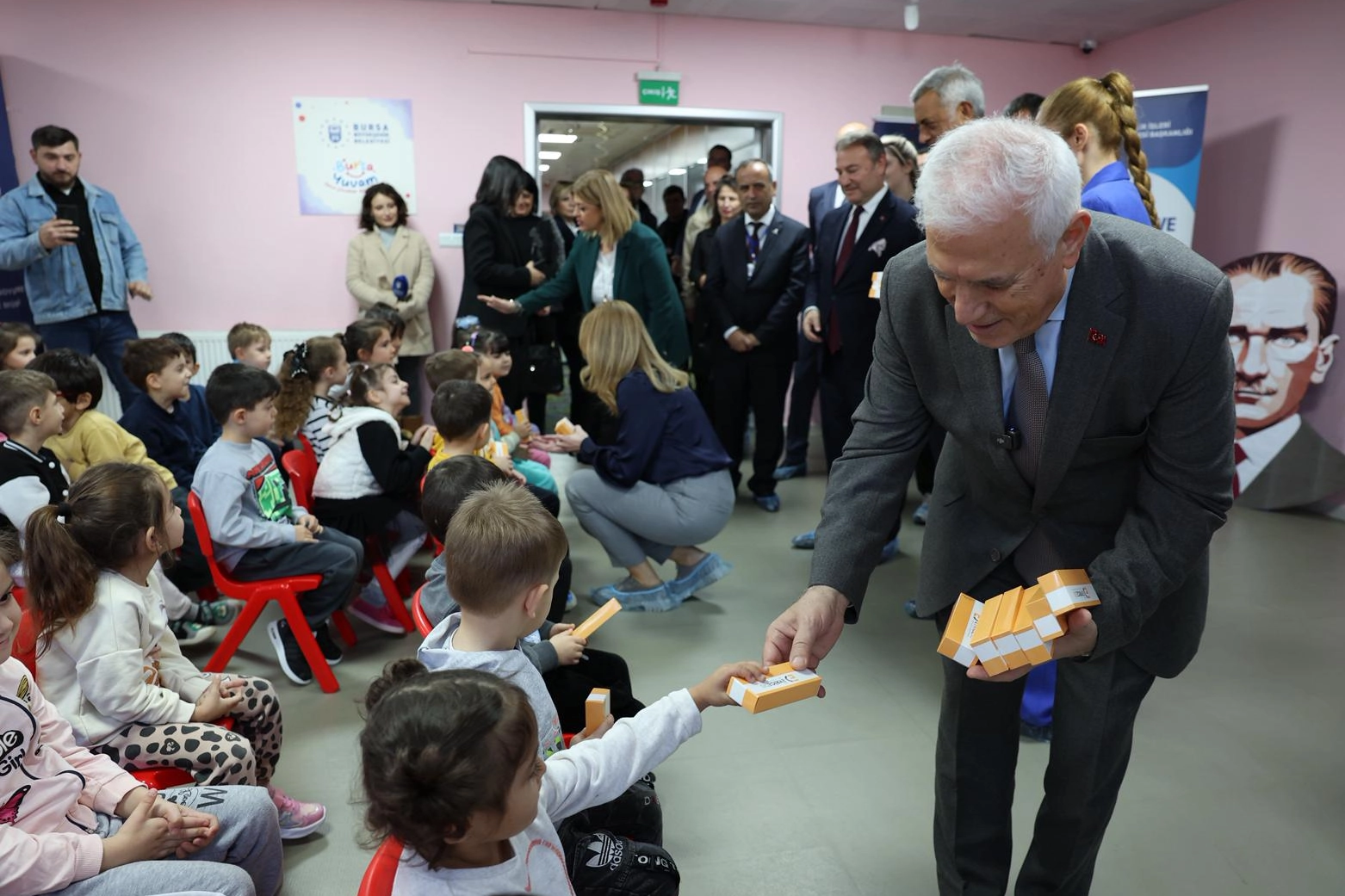 Bursa Yuvam'da 'sağlıklı gülüş' zamanı 