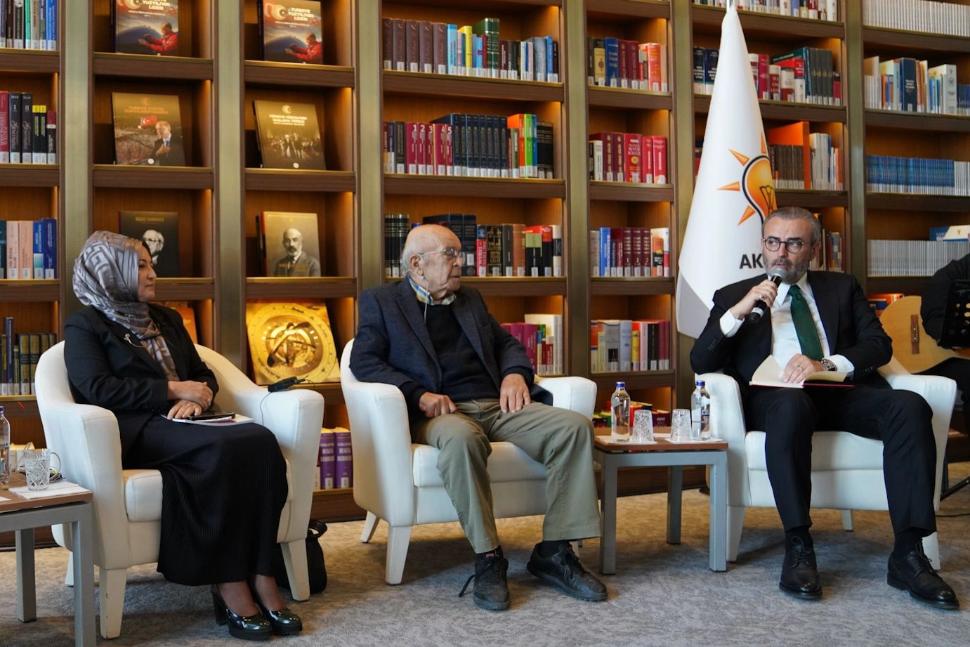 Sezai Karakoç ölümünün 4. yılında unutulmadı 