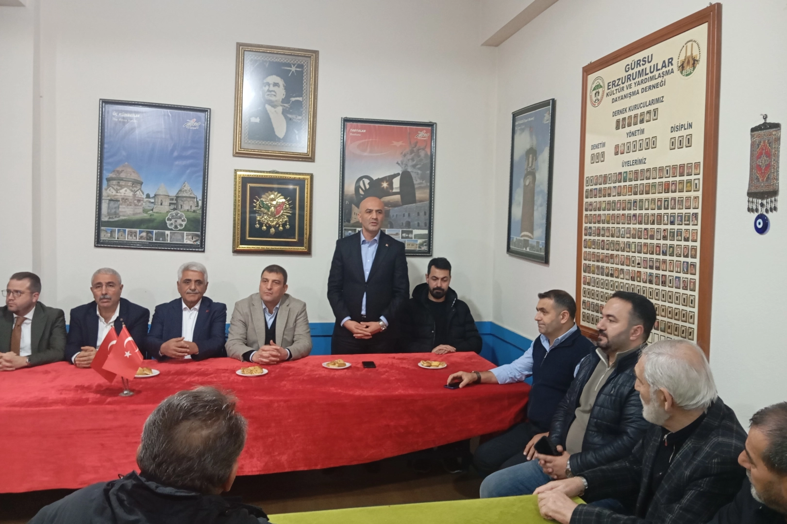 Bursa’da MHP’den Erzurumlulara ziyaret 