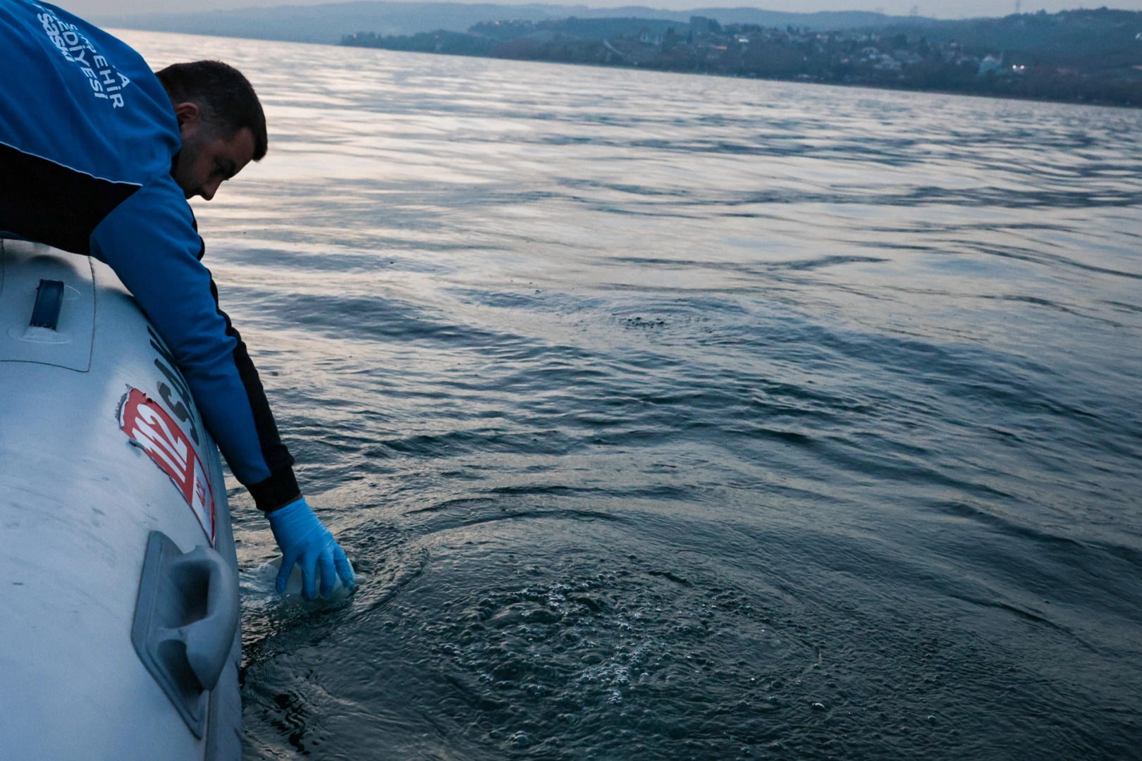 Sapanca Gölü’ndeki su kabarcıkları endişelendirdi! Herhangi bir olumsuzluk yok! 