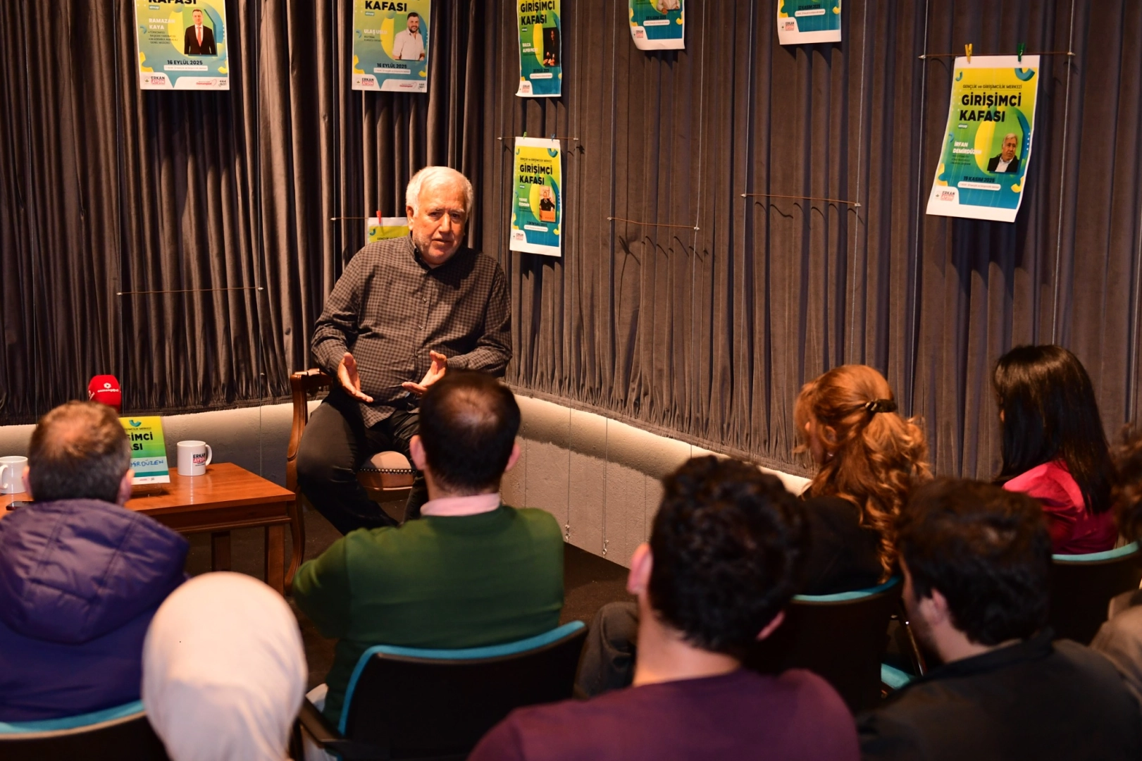 Bursalı iş insanı İrfan Demirdüzen yarının girişimcilerine ilham verdi 