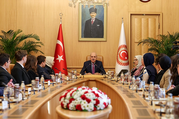 Ulusal Çocuk Forumu temsilcileri TBMM'de 