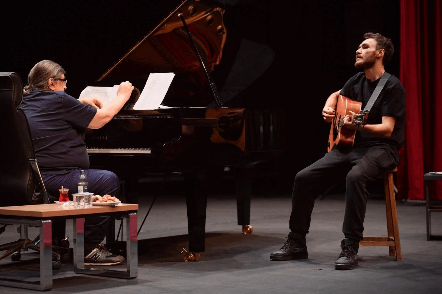 Balıkesir'de oyuncu adayları sahnede ter döktü 