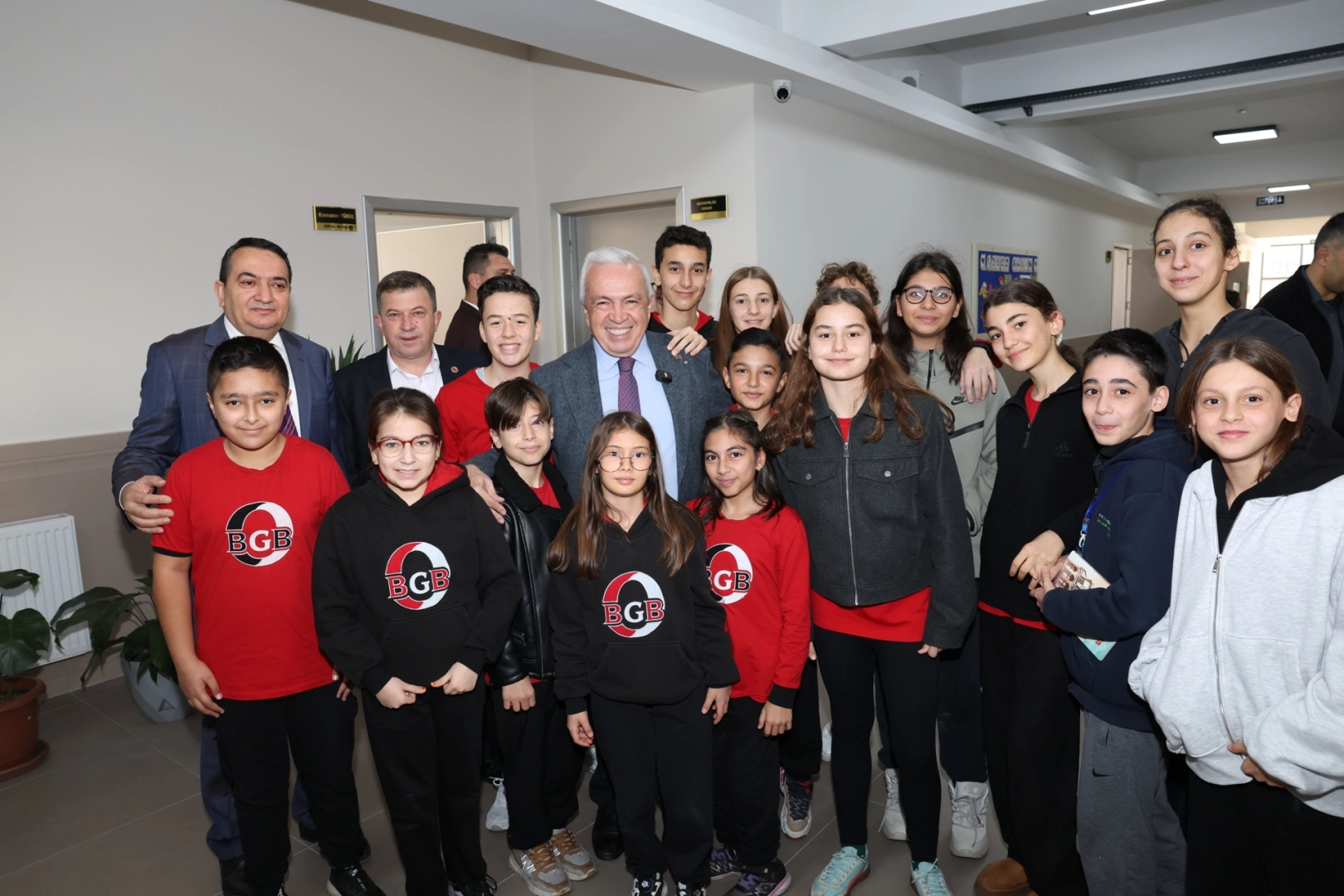 Bursa Nilüfer'de eğitimciler unutulmadı 