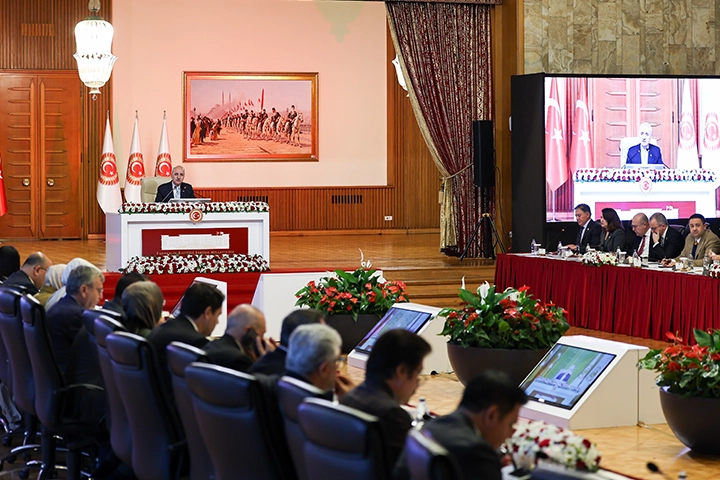 TBMM'den İmralı açıklaması... Komisyon Öcalan'la görüştü 