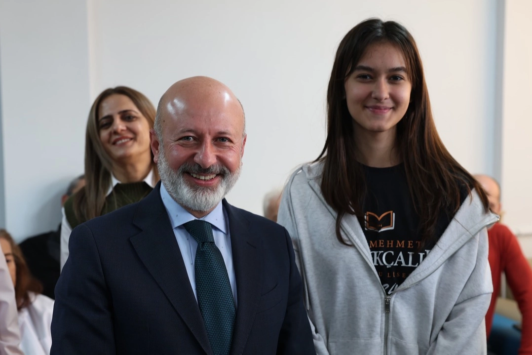 Kayseri Kocasinan'da 8 yıl sonra duygusal buluşma 