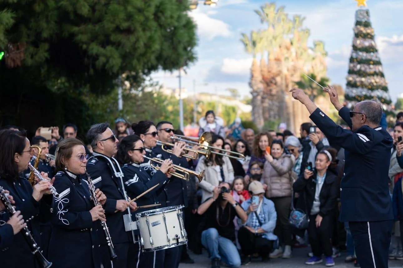 İzmir, yeni yılı rengarenk bir festivalle karşılıyor 