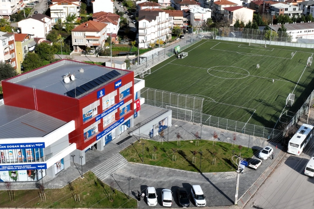 Kocaeli’de Yeşilova Hasan Doğan Bilgievi ve Sporcu Gençlik Merkezi açıldı 