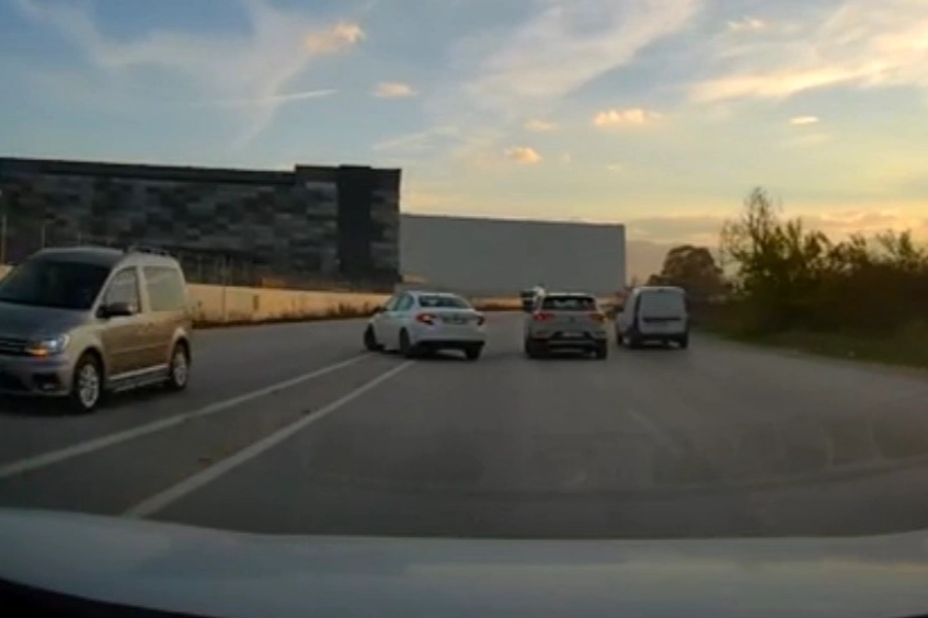 Düzce'de kural tanımazlar zor anlar yaşattı! 