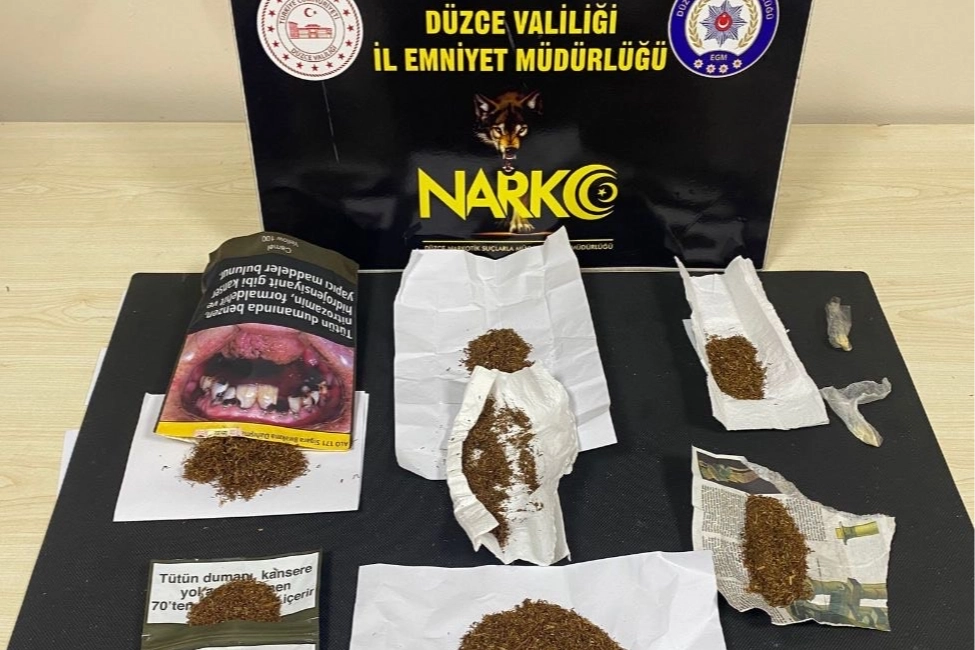 Düzce'de uyuşturucu operasyonunda 3 tutuklama 