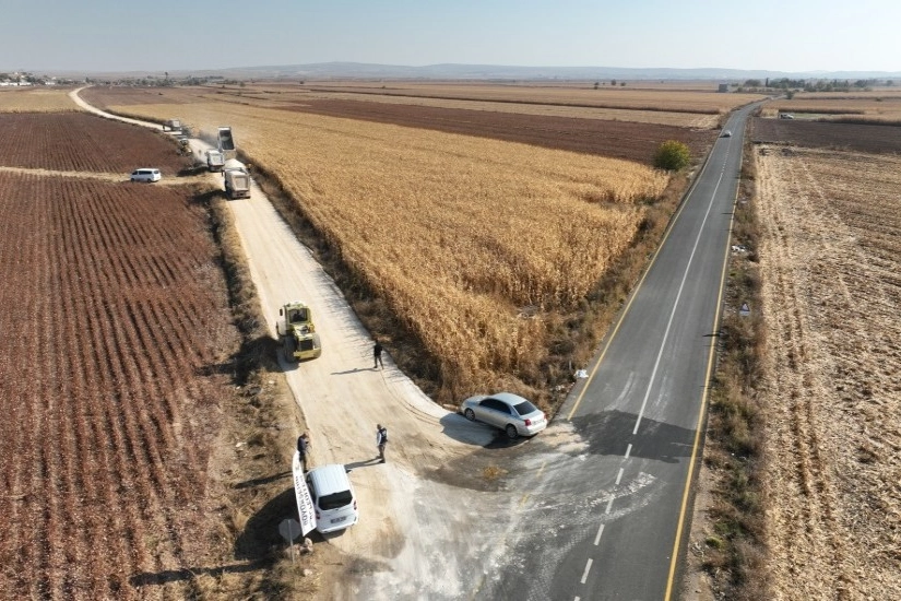 Büyükşehir, Suruç kırsalında yol konforunu artırıyor 