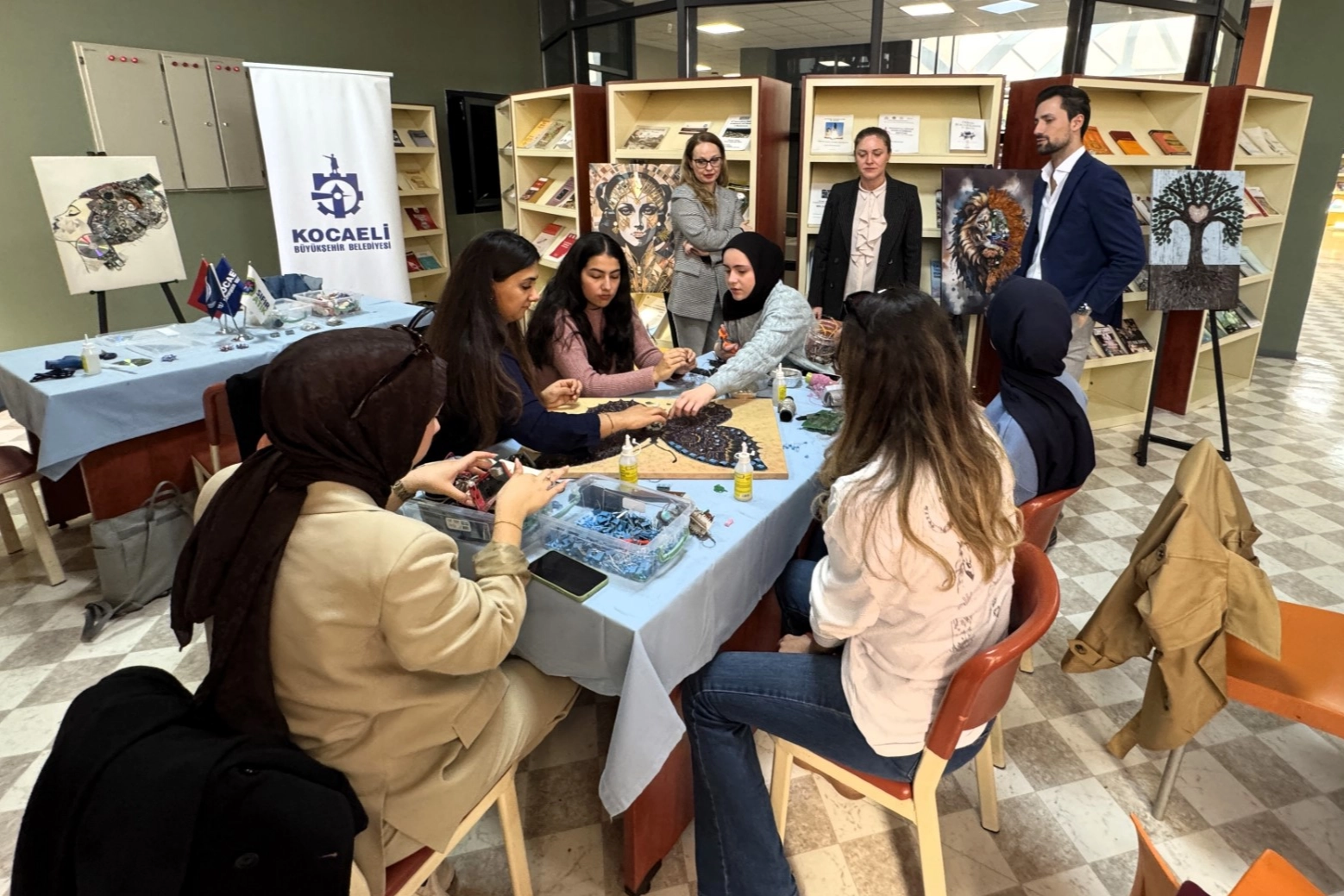 Elektronik atıklardan sanata çevreci dönüşüm Elektronik atıklardan sanata çevreci dönüşüm