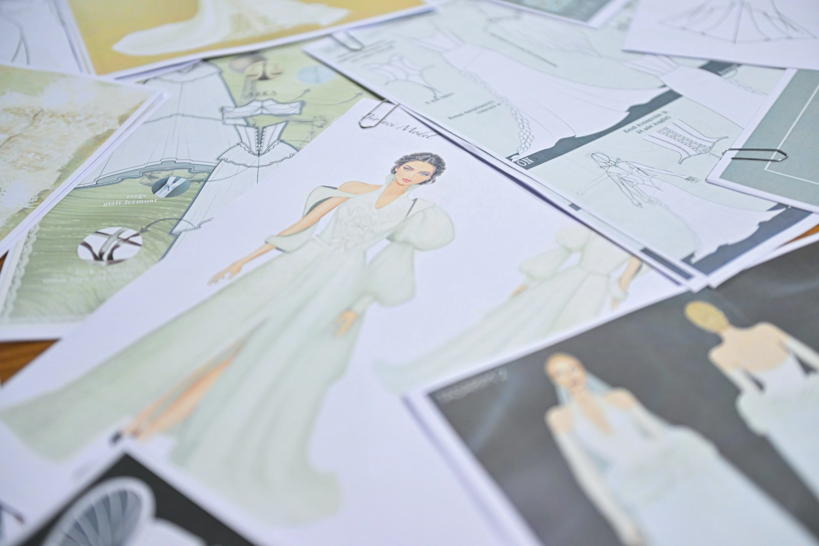 İzmir'de 16. Gelinlik Tasarım Yarışması finalistleri belli oldu 