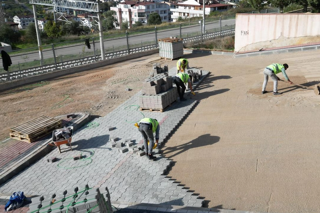 Kocaeli Gebze'de üstyapı çalışmaları hız kesmiyor 