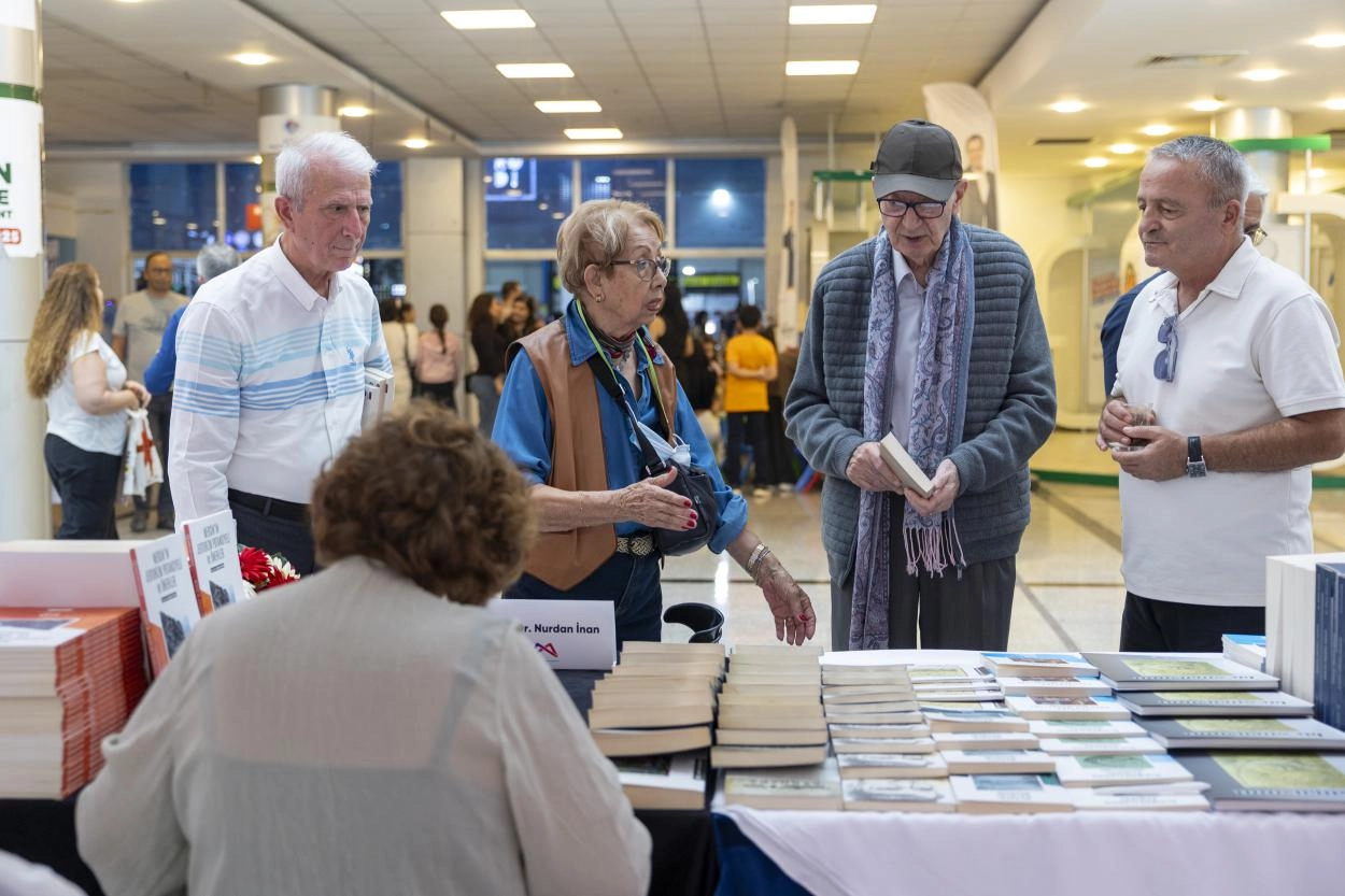 CNR Mersin Kitap Fuarı ‘Oku’ mottosuyla kitapseverleri buluşturdu 