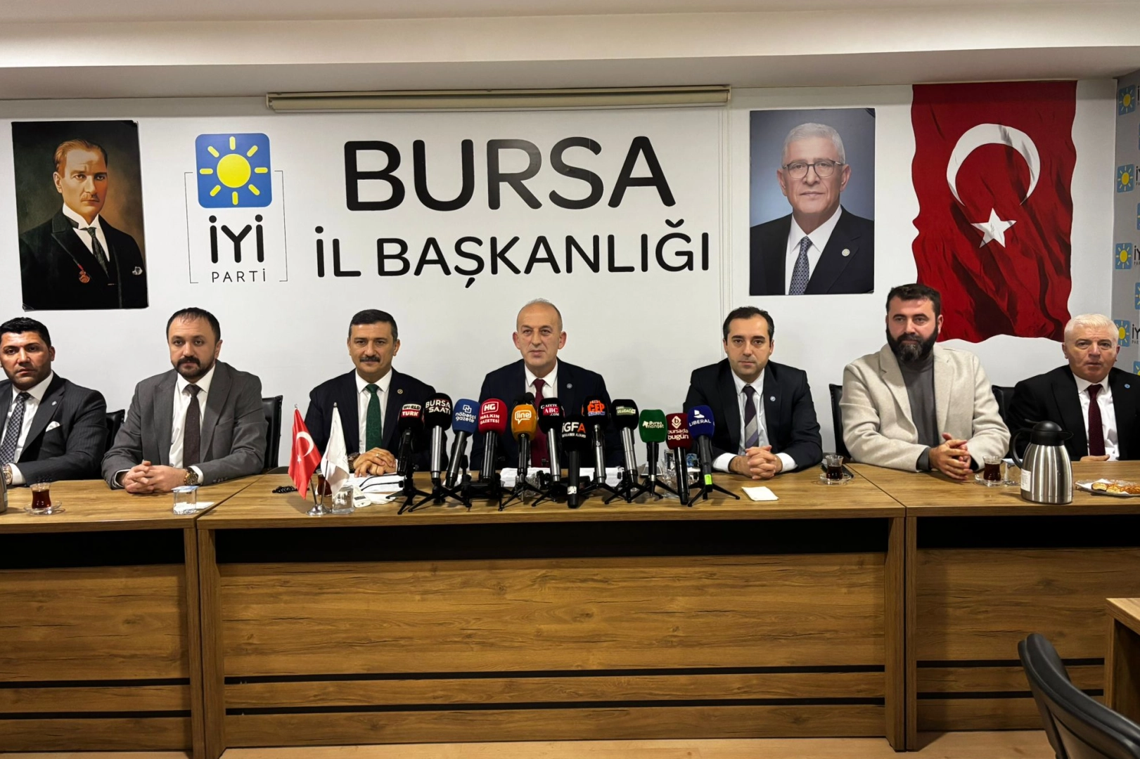 İYİ Parti Bursa: Bursa yönetilemiyor! 