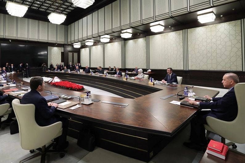 Yılın ilk Kabine'si bugün toplanıyor 