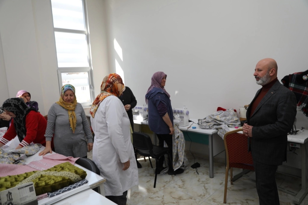 Kayseri Kocasinan'dan istihdama ve aile ekonomisine destek 