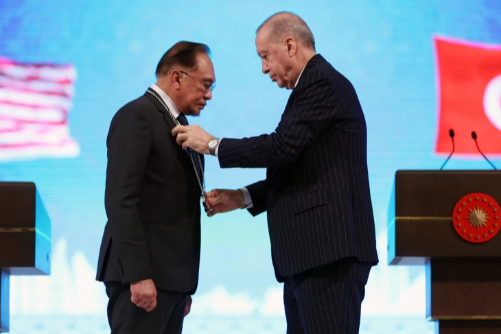 Malezya Başbakanı'na Cumhuriyet Nişanı 