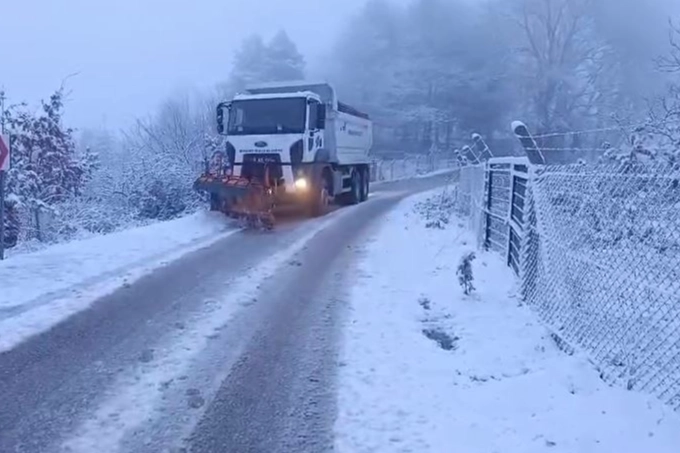 Bursa Büyükşehir'den kar mesaisi 