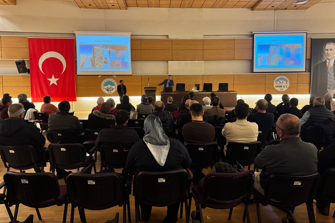Kayseri Büyükşehir'den organik tarım eğitimi 