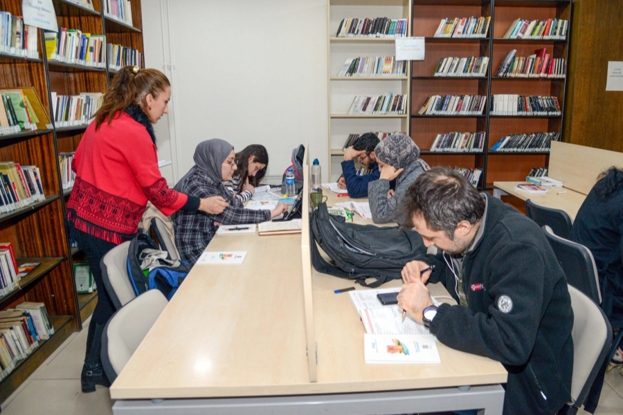 Diyarbakır kütüphanelerinde yerinde çözüm 