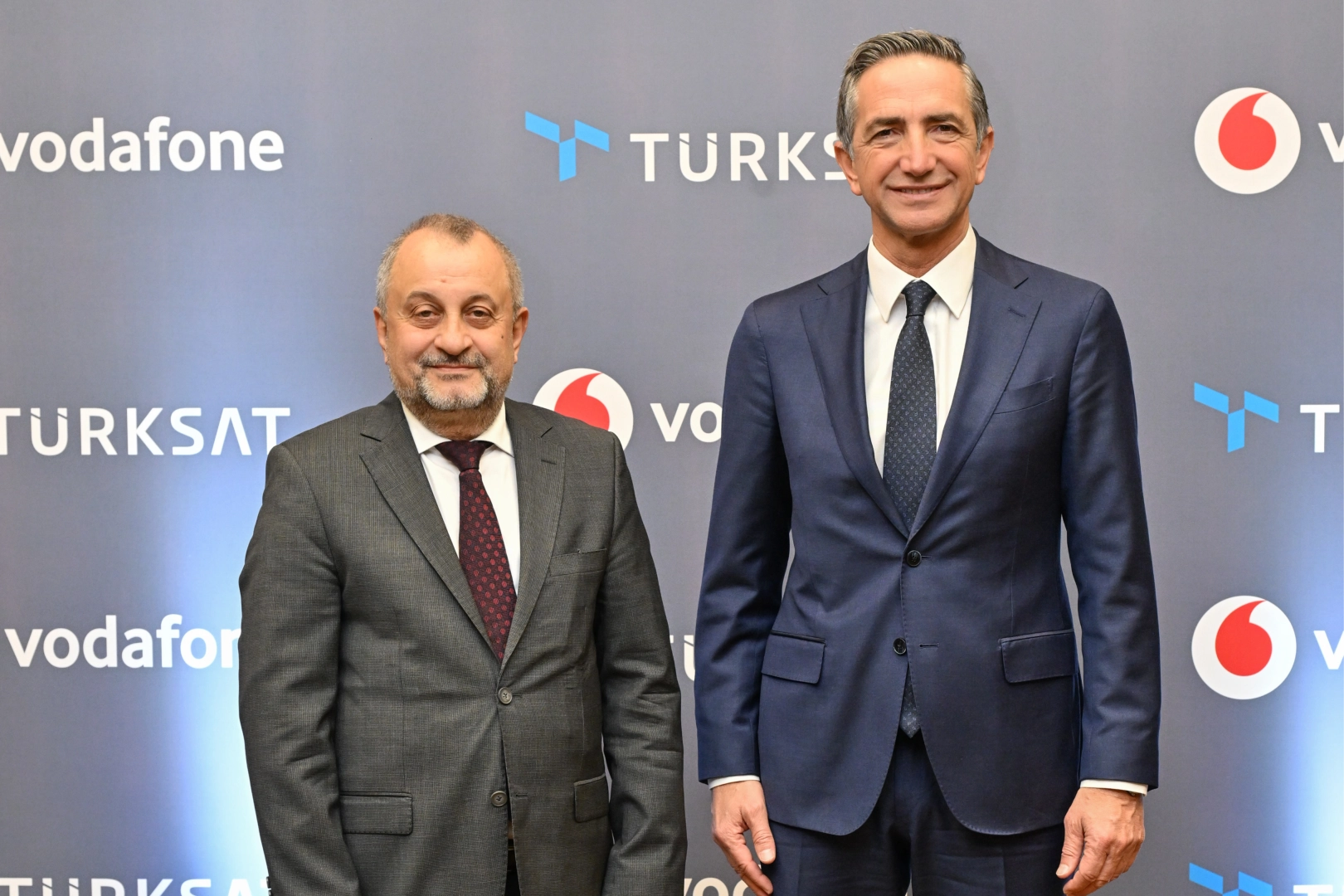 Türksat ve Vodafone’dan fiber altyapıda stratejik iş birliği Türksat ve Vodafone’dan fiber altyapıda stratejik iş birliği