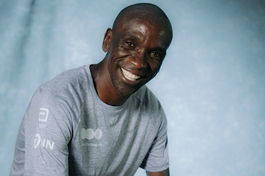 İnovasyon atletizmle buluşuyor: Huawei ve Eliud Kipchoge yeni nesil koşu saatini tanıttı İnovasyon atletizmle buluşuyor: Huawei ve Eliud Kipchoge yeni nesil koşu saatini tanıttı