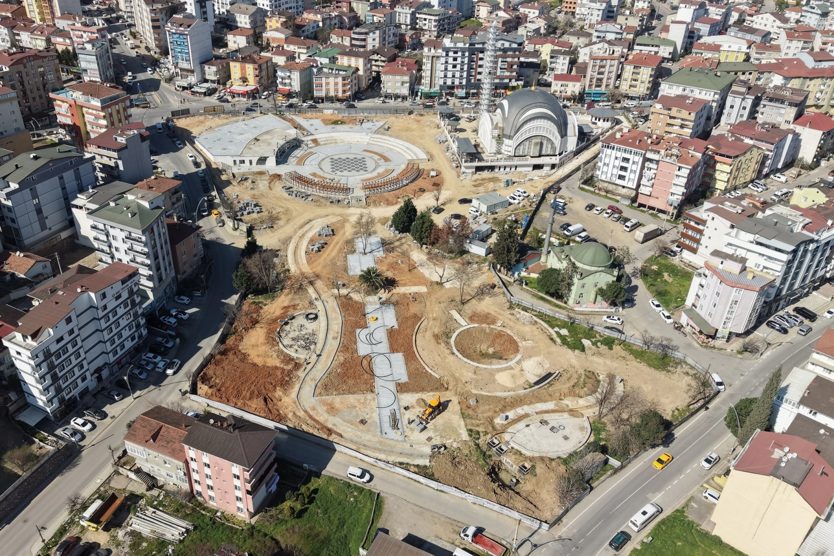 Çayırova'da Kent Meydanı ortaya çıkıyor 