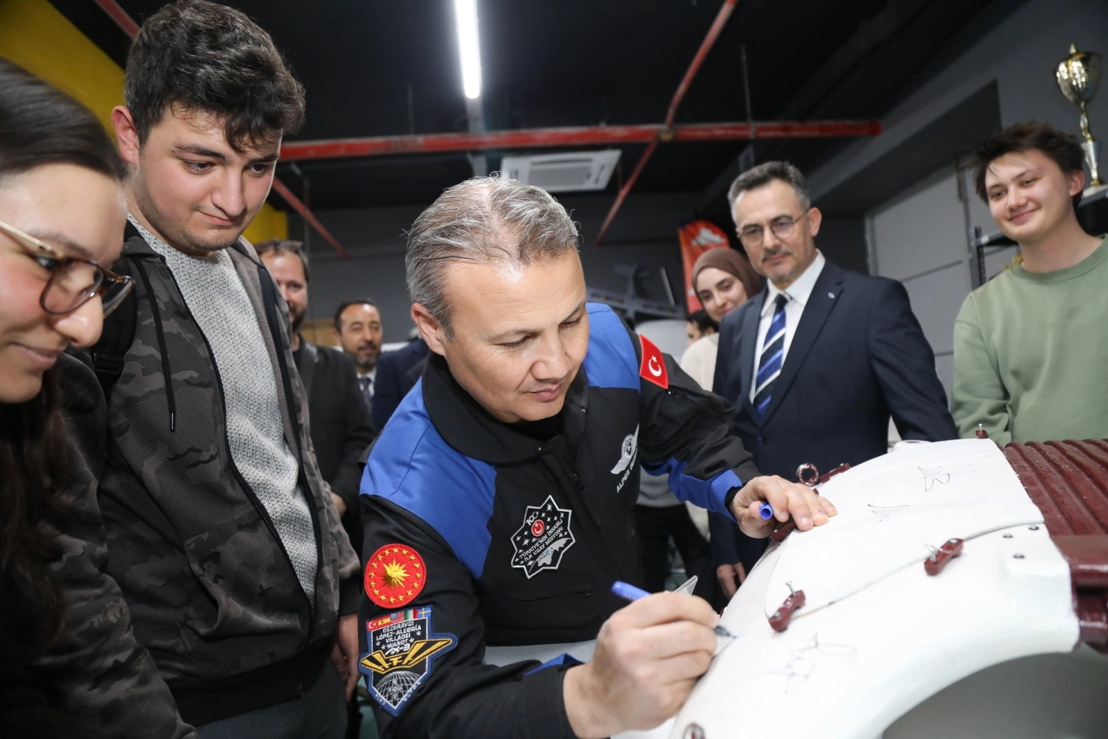 Alper Gezeravcı'dan BTÜ’lü öğrencilere tam not