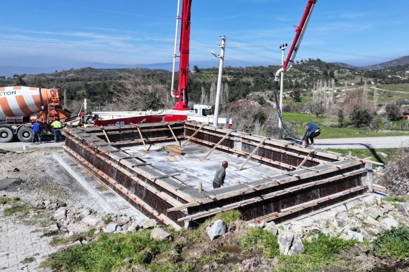 Manisa Büyükşehir’den üreticiye modern ve güvenli sulama 