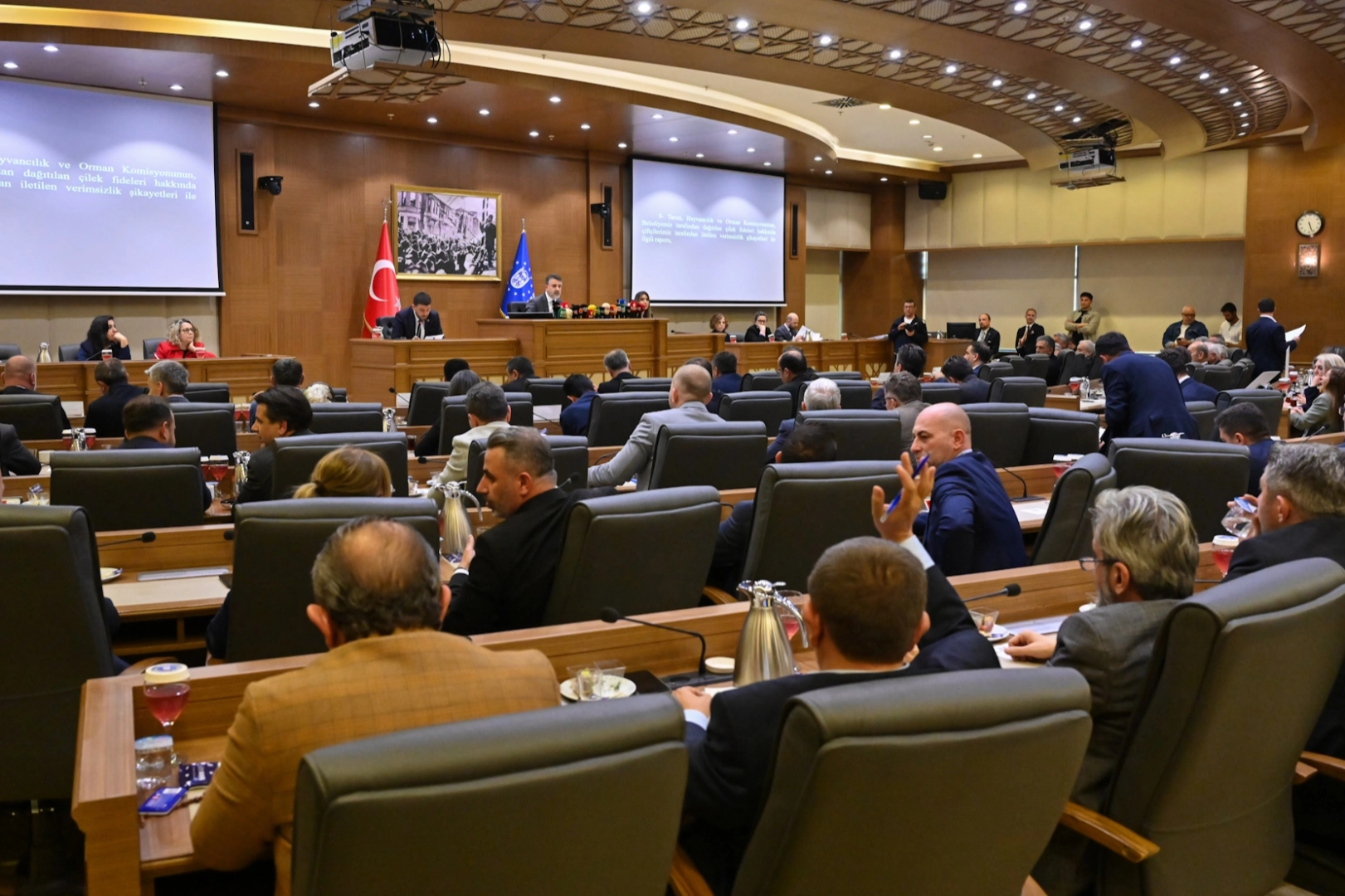 Bursa Büyükşehir Belediyesi'nin 2025 yılı faaliyetlerine oy çokluğu onay 