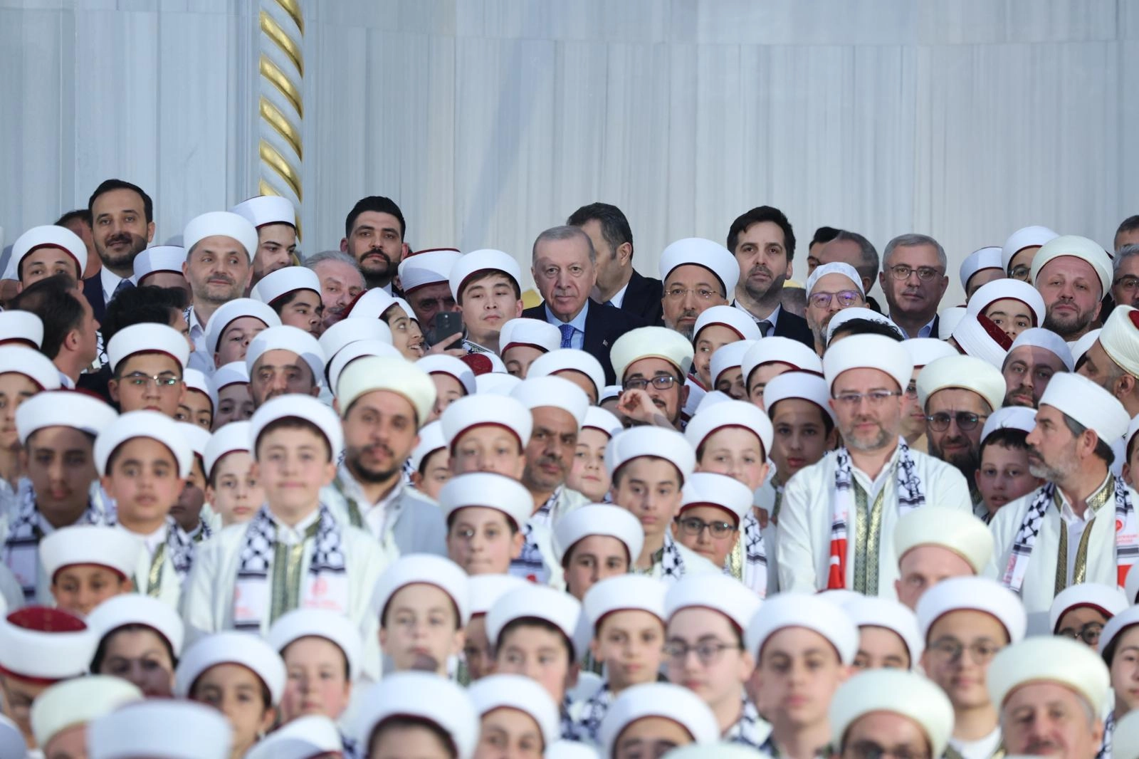 Çamlıca Camii’nde 333 öğrenci hafızlık icazetini aldı 