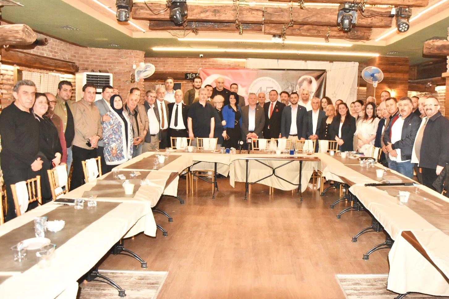 Manisa Dostlar Meclisi’nin konuğu Başkan Büke 
