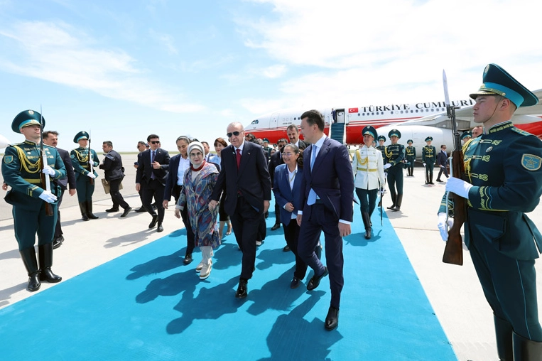 Cumhurbaşkanı Erdoğan Türkistan'da 