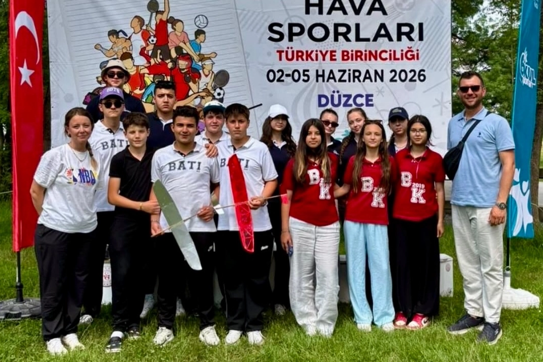 Keşanlı gençler Model Planörde Türkiye üçüncüsü oldu 