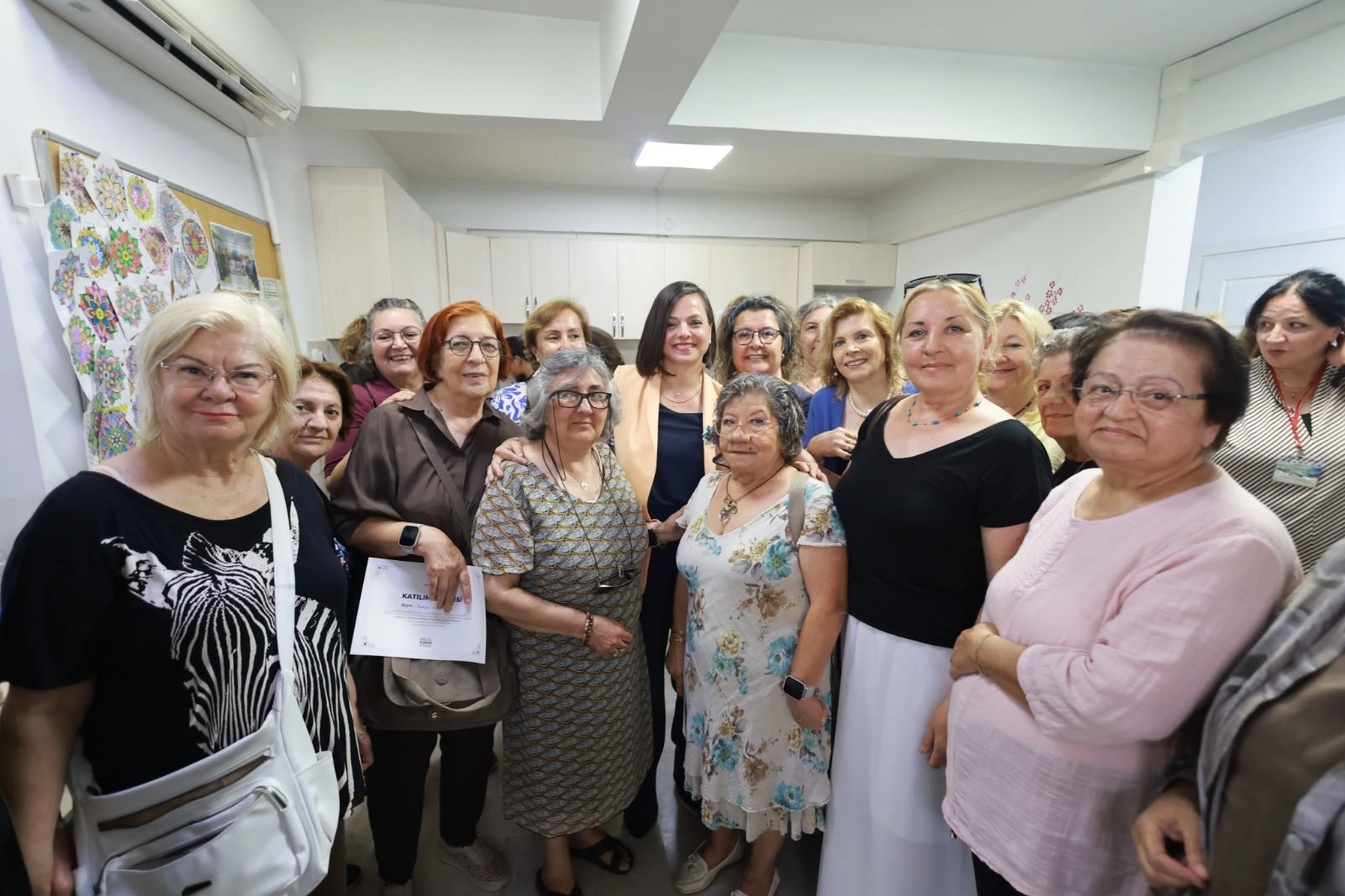 İzmir Karabağlar'da dayanışma ve umut büyüyor 