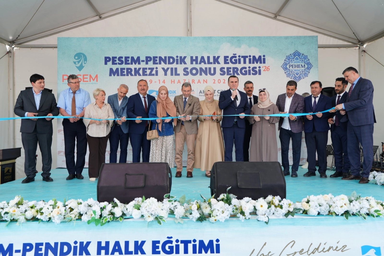 İstanbul Pendik’te muhteşem yıl sonu sergisi açıldı 