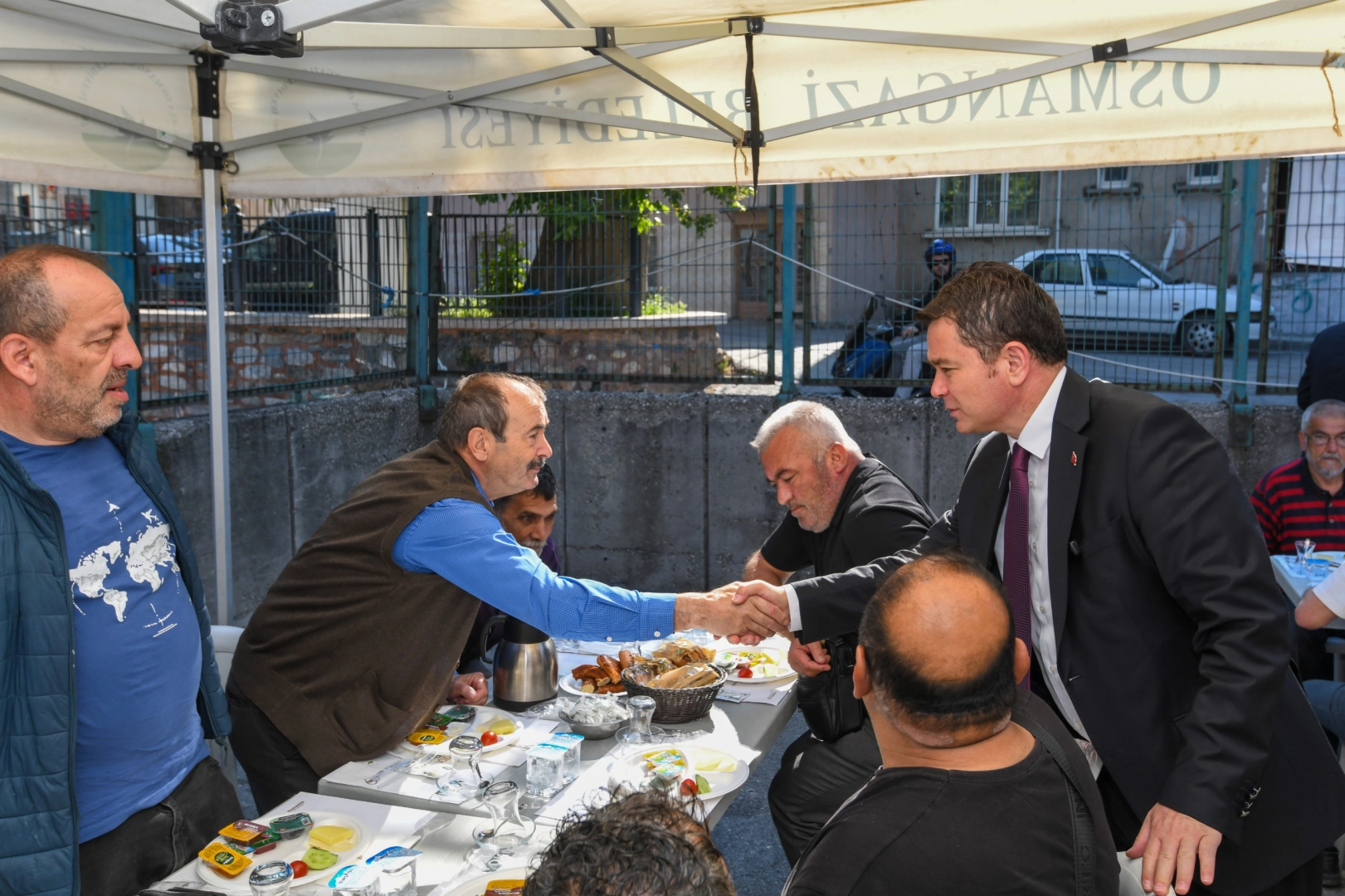 Başkan Aydın Bursa Alacahırka’nın nabzını sahada tuttu 
