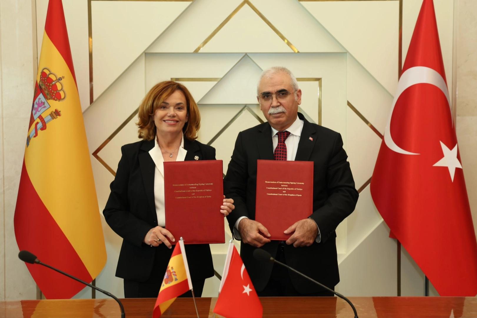 Türkiye ve İspanya Anayasa Mahkemeleri arasında iş birliği anlaşması imzalandı 