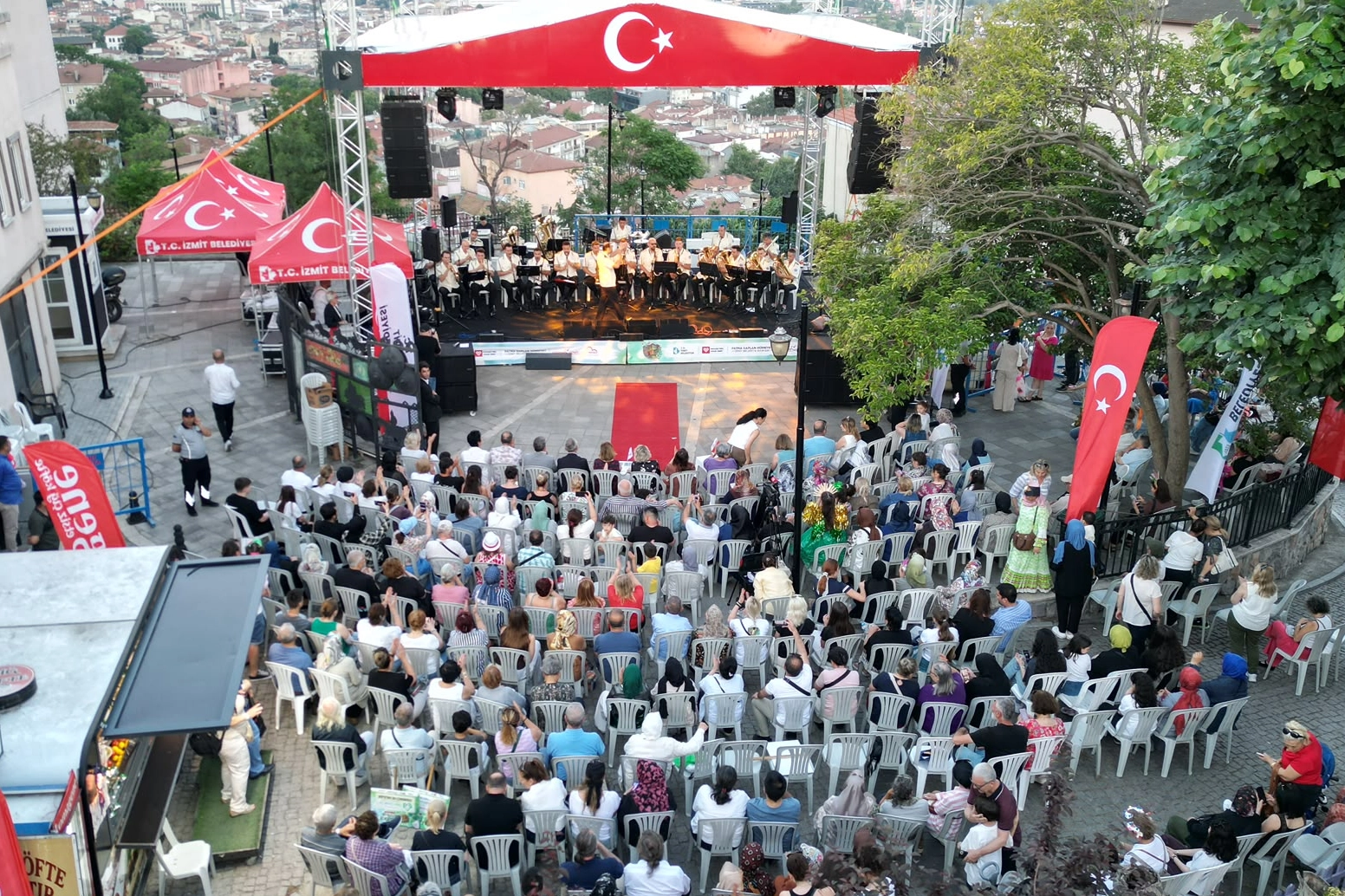 İzmit Kapanca’da ilk günün ritmi Bursa Büyükşehir'le attı 