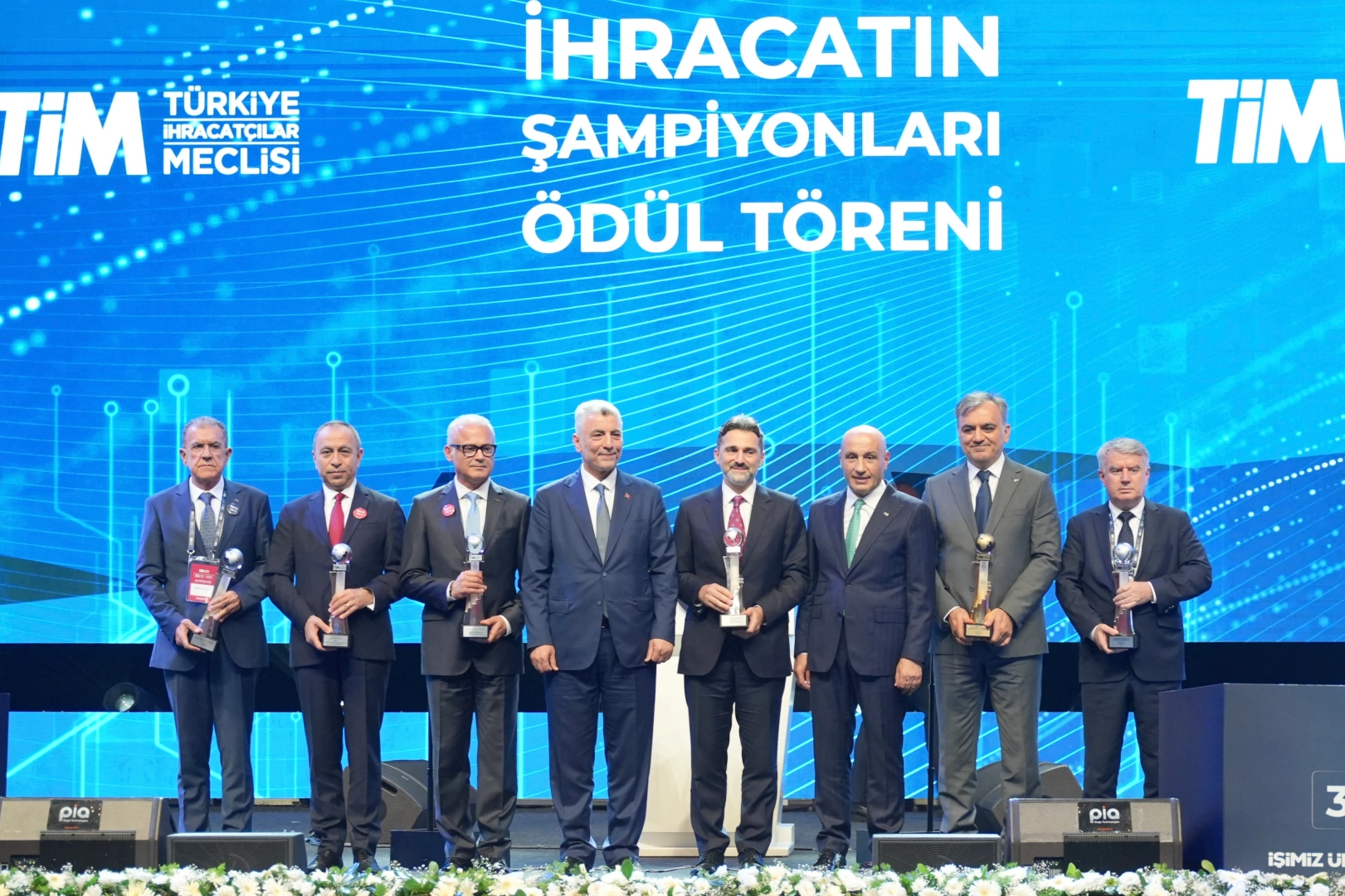 İhracat şampiyonlarının 11’i Egeli