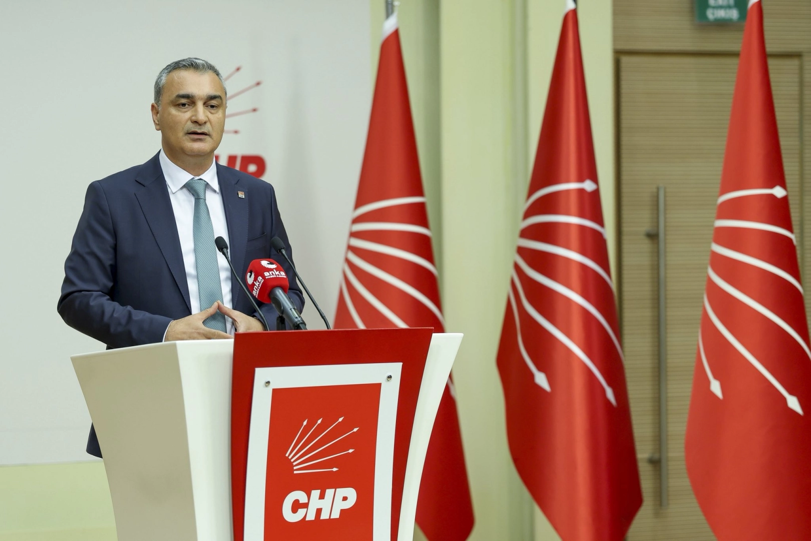CHP'de 26 İl Başkanı görevden alındı 