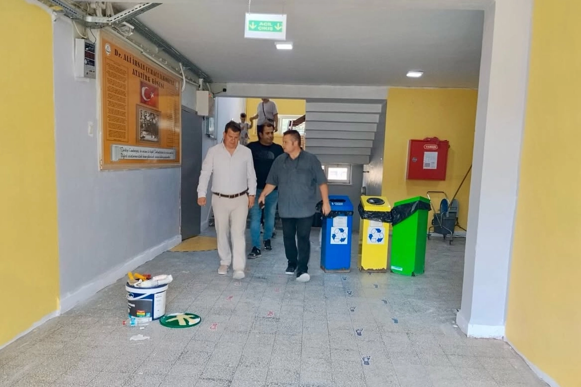 Edirne Keşan'daki okullarda yaz dönemi bakım ve onarım çalışmaları sürüyor