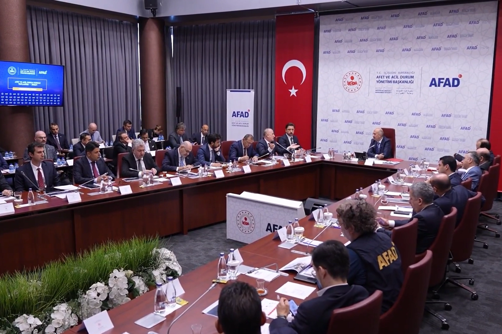 Afet ve Acil Durum Kurulu havadan yardım ve tahliye sistemi için çalışma başlatıyor 