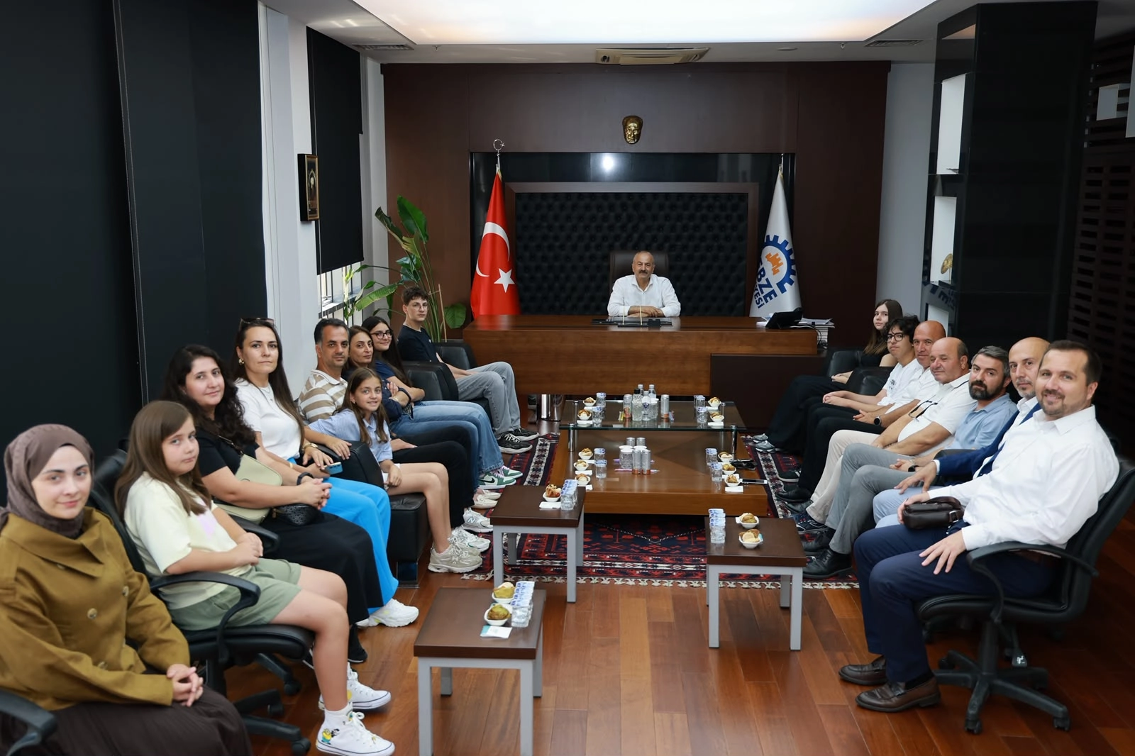Kocaeli Gebze'de Başkan Büyükgöz LGS birincilerini ağırladı