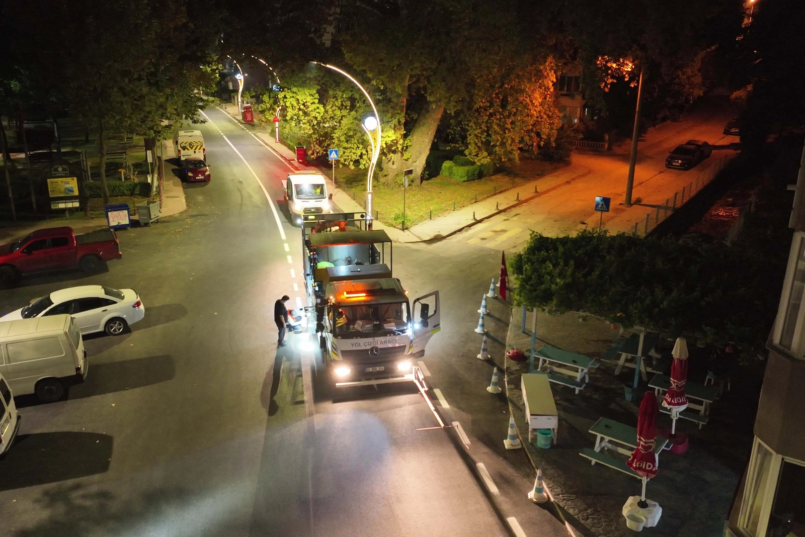 Karamürsel Plaj Yolu Caddesi’ne özel asfalt dokunuşu