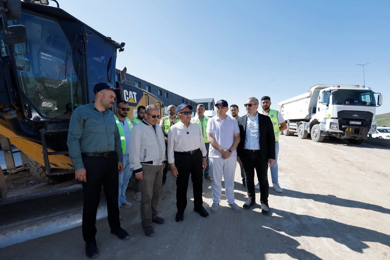 Kayseri Büyükşehir'den Erciyes Kayak Merkezi'nde bakım çalışması 
