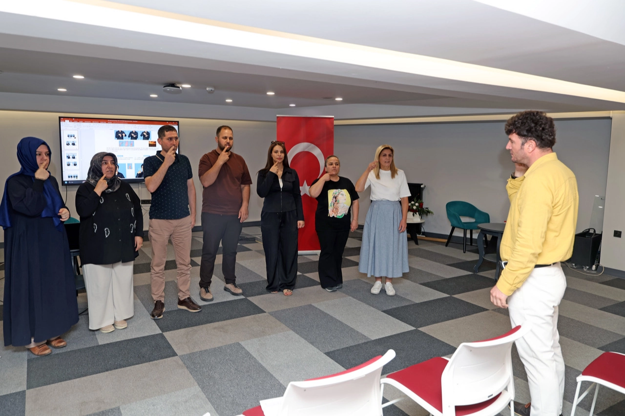 Kayseri Talas'tan İşaret Dili Eğitimi 