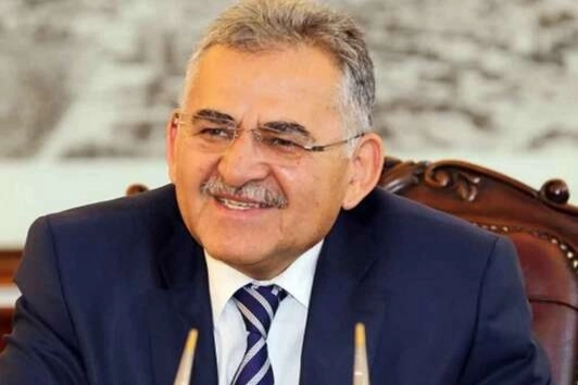 Memduh Büyükkılıç'tan Mevlid Kandili mesajı 